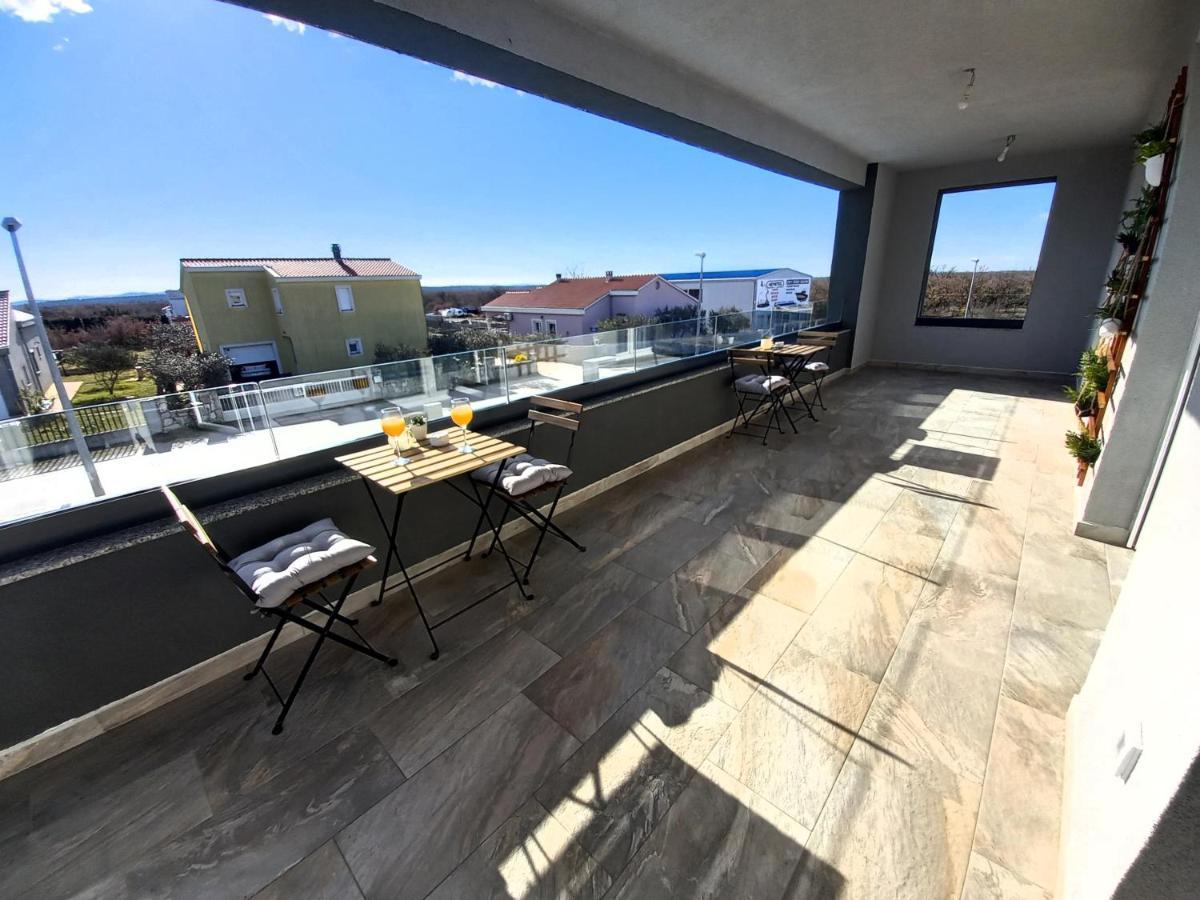 Murvica  Villa Tia With Heated Pool & Jacuzzi מראה חיצוני תמונה