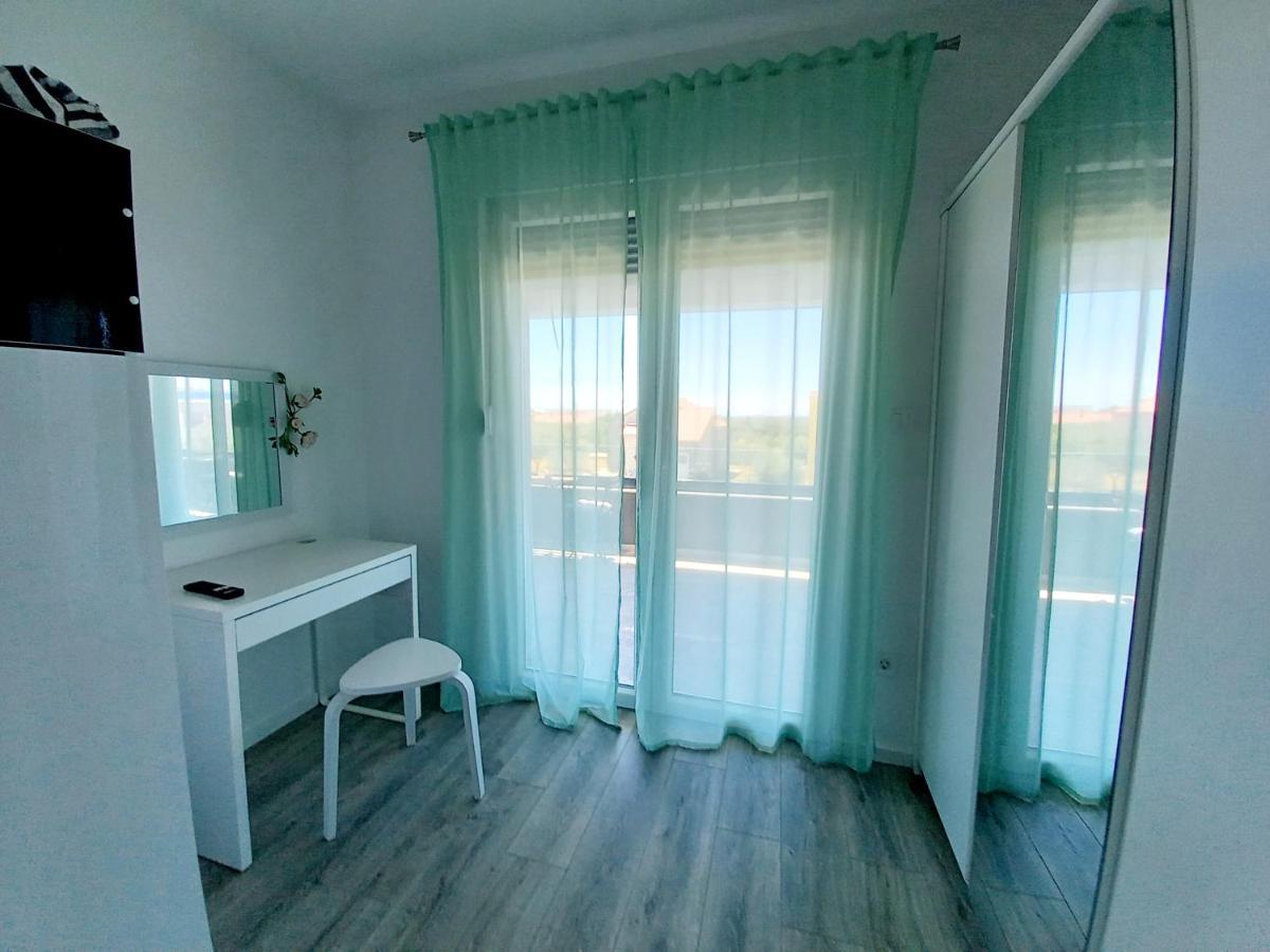 Murvica  Villa Tia With Heated Pool & Jacuzzi מראה חיצוני תמונה