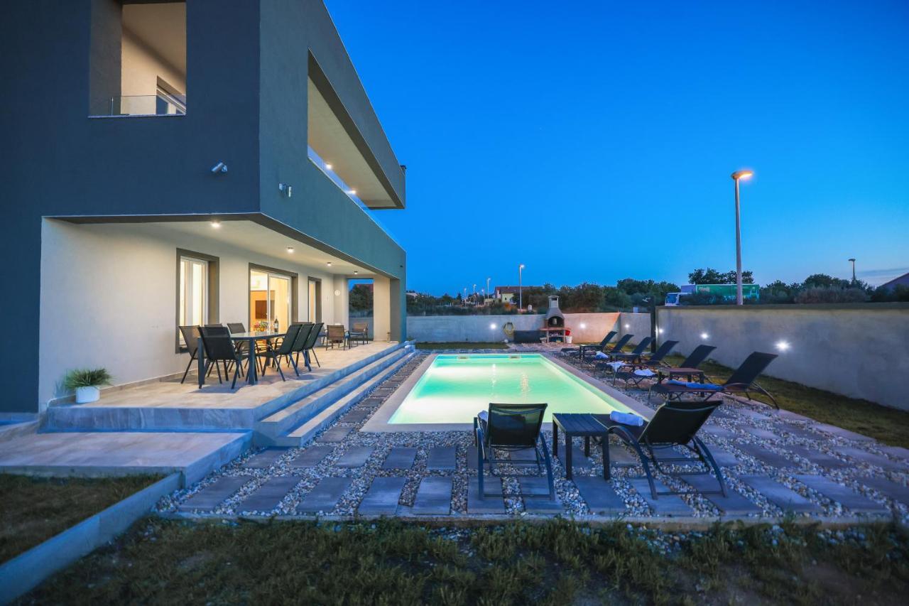 Murvica  Villa Tia With Heated Pool & Jacuzzi מראה חיצוני תמונה