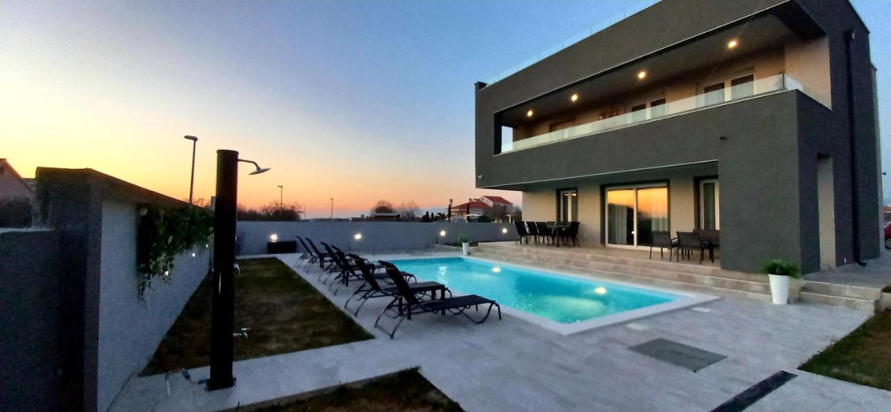 Murvica  Villa Tia With Heated Pool & Jacuzzi מראה חיצוני תמונה