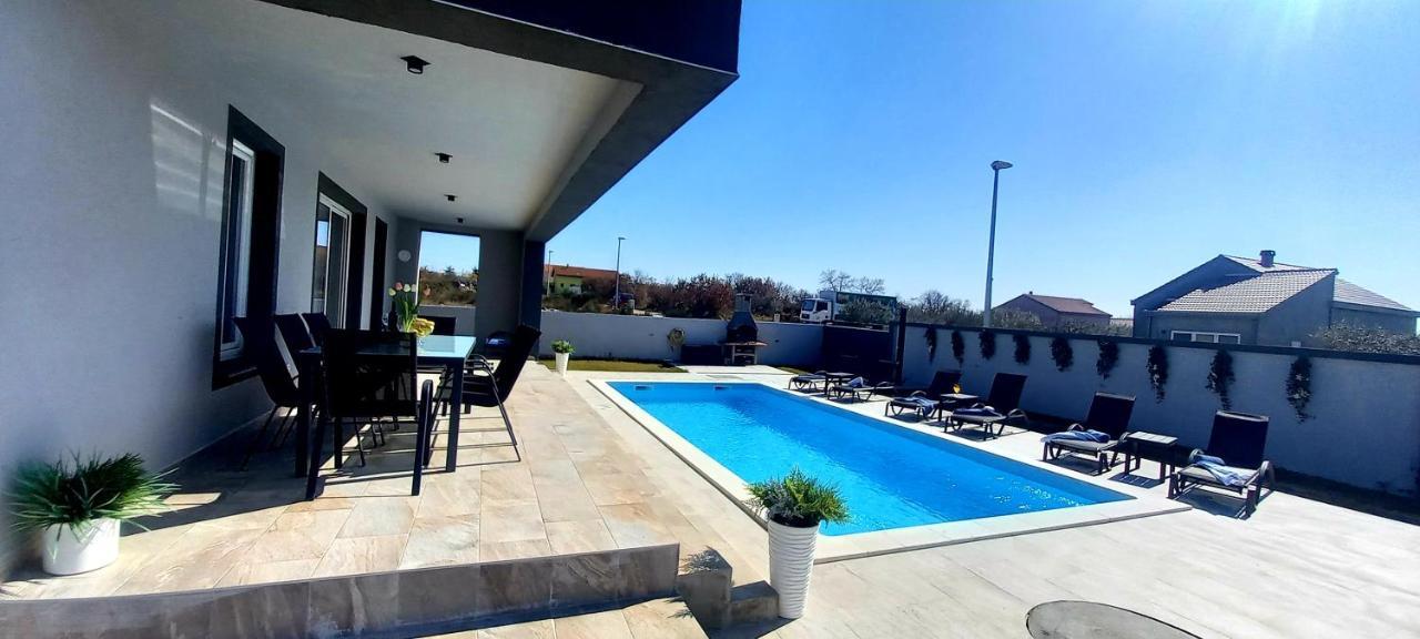 Murvica  Villa Tia With Heated Pool & Jacuzzi מראה חיצוני תמונה