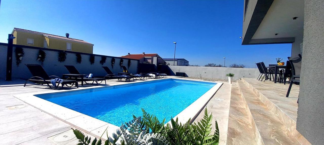 Murvica  Villa Tia With Heated Pool & Jacuzzi מראה חיצוני תמונה