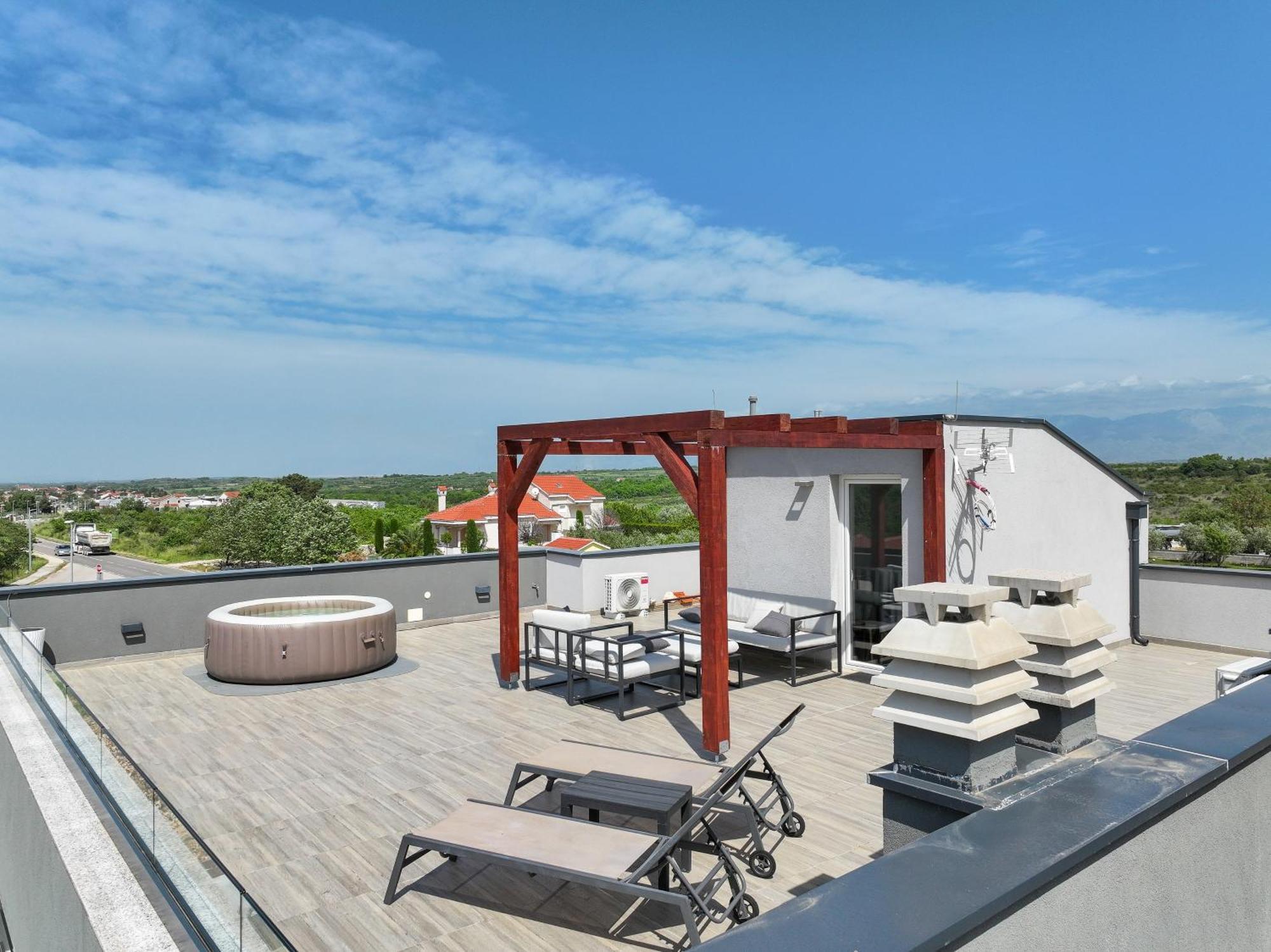 Murvica  Villa Tia With Heated Pool & Jacuzzi מראה חיצוני תמונה