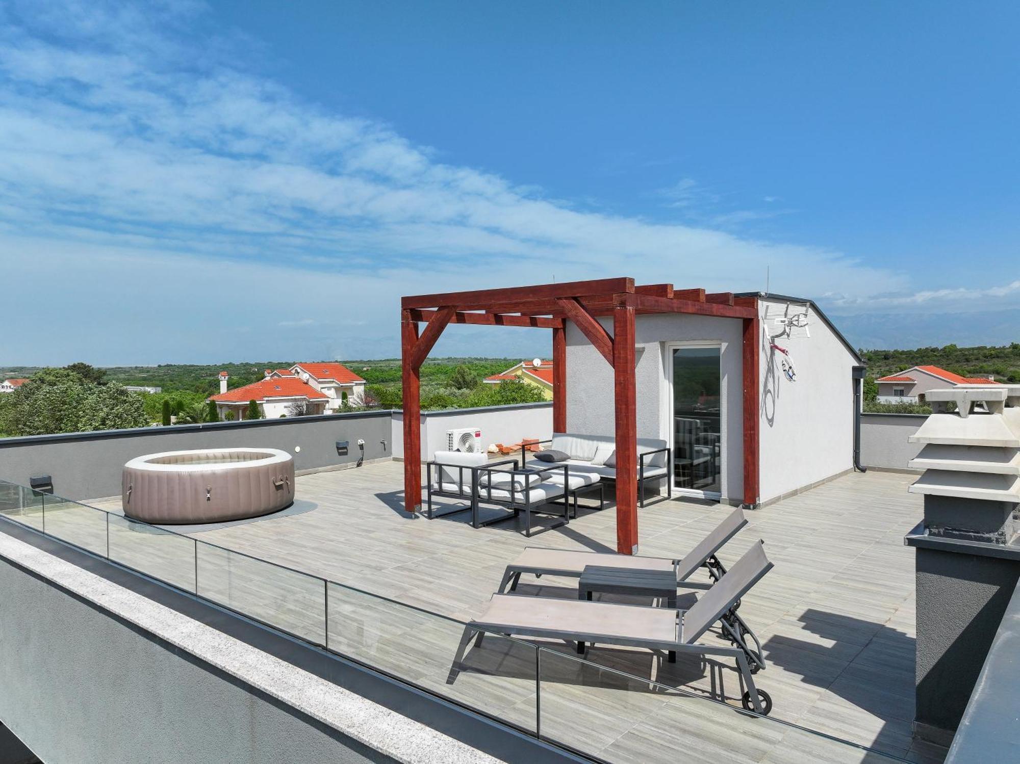 Murvica  Villa Tia With Heated Pool & Jacuzzi מראה חיצוני תמונה